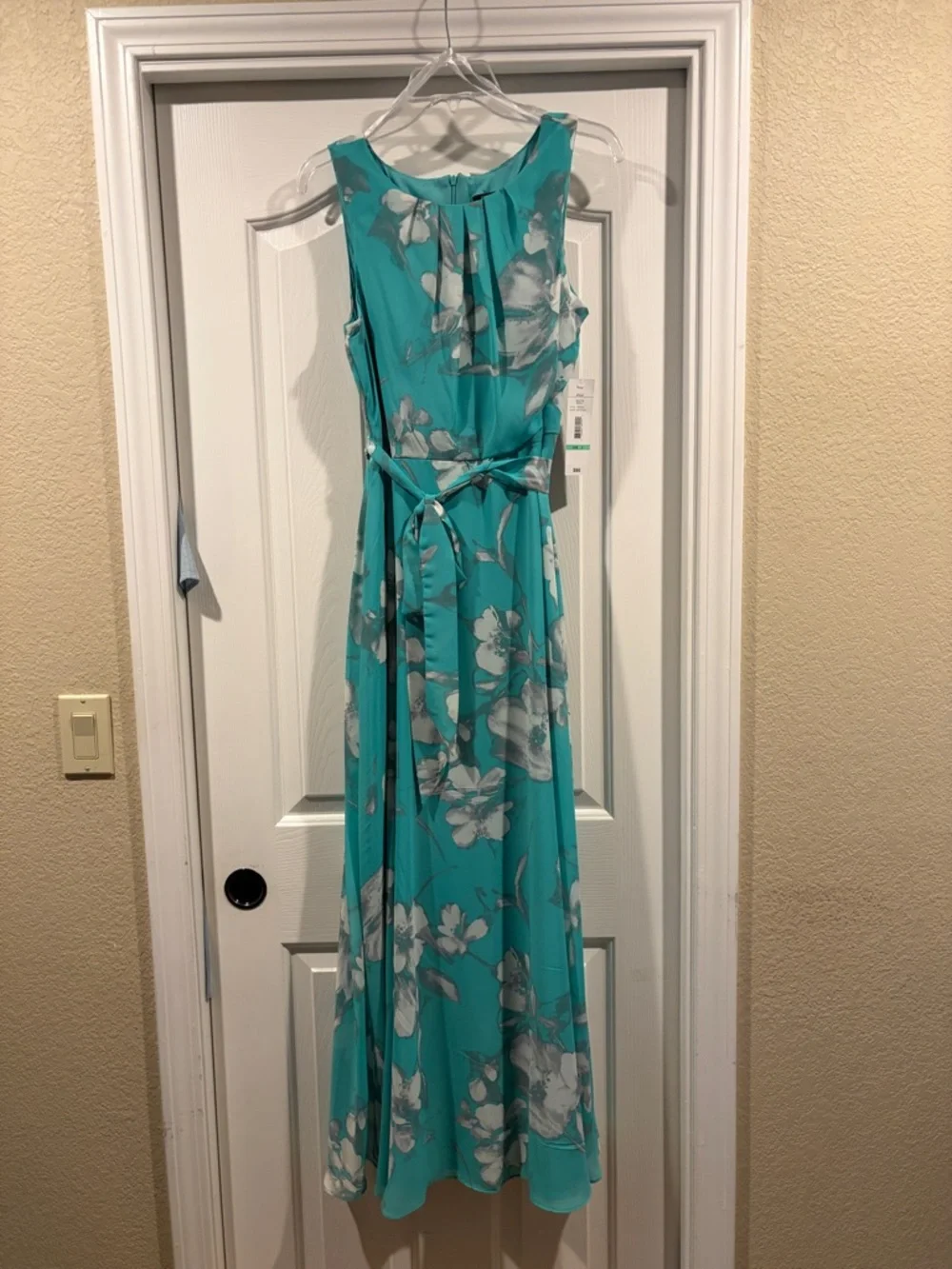 R & K Sleeveless Teal Floral Maxi Dress with Tie Waist NWT size 8 - Picture 2 of 7